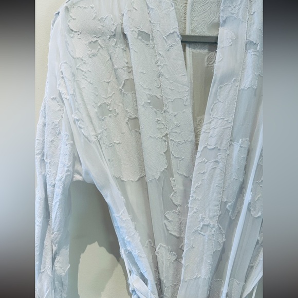 Aritzia dress robe - Picture 5 of 6